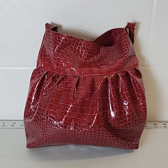 Burgundy Croc Embossed Handbag Purse Magnetic Snap Closure Approx 11"X10" - Picture 16 of 16